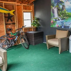 Historic Coastal Haven- Pet Friendly Fast Wi-fi Holiday home Norfolk